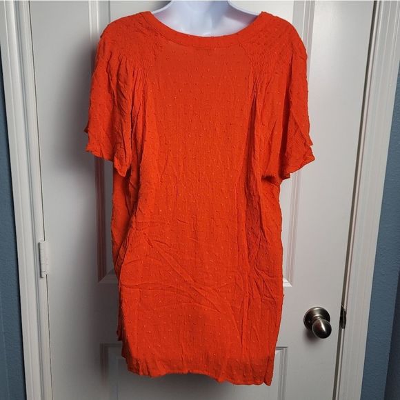 ROSE + OLIVE Textured Blouse - Picture 7 of 9